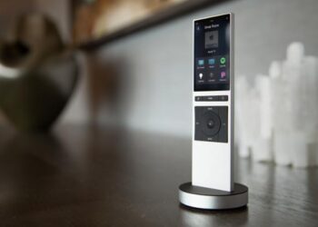 SnapAV:lta uusi Neoo Remote for Control4 -kaukosäädin älykodin laitteiden hallintaan
