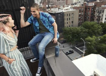 JBL:n suosittu Flip-kaiutin uudistui