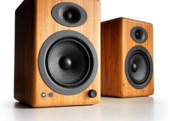 Audioengine päivitti työpöytäkaiuttimensa langattomiksi