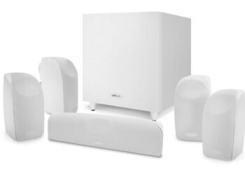 Kokeilussa käyttökelpoinen kotiteatterisysteemi vertailukelpoiseen hintaan