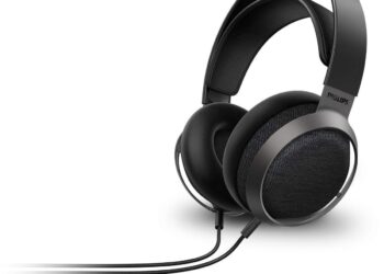 Kokeilussa Philips Fidelio X3 -kuulokkeet: Komeasti kuninkuusluokkaan