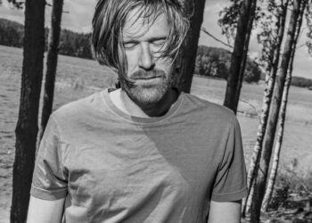 Ei ne välineet mutta ne keinot: Oskari Muron debyytti äänitettiin perinteisillä työskentelytavoilla mutta nykyvälineillä