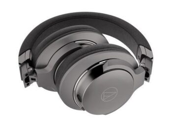 Audio Technicalta neljät langattomat kuulokkeet