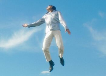 Onko tässä musiikkivideon tulevaisuus – Suomalaisartisti Artem julkaisi 8D -musiikkivideon