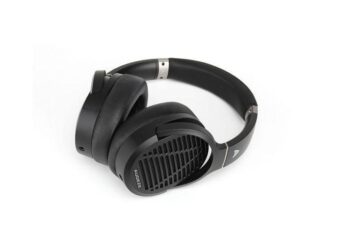 Luxmanilta ilmestyi CL-1000-esivahvistin lippulaivaluokkaan