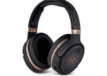 Kokeilussa Audeze Mobius: Hifistelijän pelikuulokkeet – ja vieläpä oikeasti toimivalla tilaäänikokemuksella