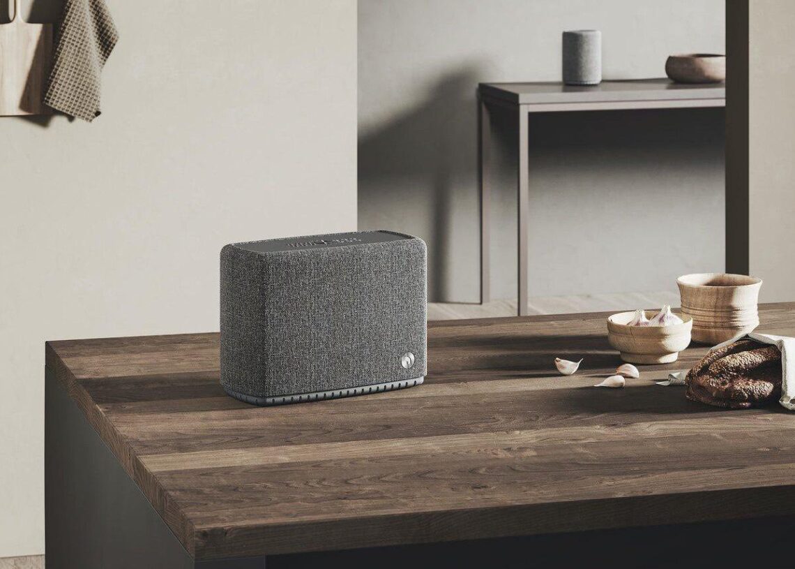 Audio Prolta kannettava monihuonekaiutin puutarhaan