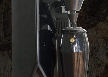 Uusi audiovalmistaja Britanniasta