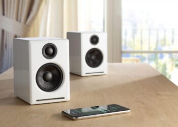 Audioenginen A2+ -työpöytäkaiuttimista on ilmestynyt langaton versio – tulossa myös Suomeen