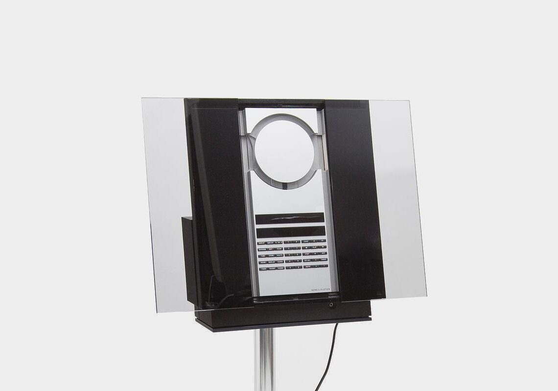 Hifin historiaa: Bang & Olufsen BeoSound 3000 – Kun lasiovet avautuvat