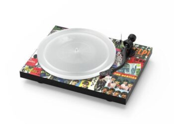 Pro-Ject juhlistaa Beatlesin singlekokoelmaa uudella levysoittimella