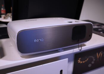 BenQ panostaa uusissa 4k-budjettiprojektoreissaan värintoistoon