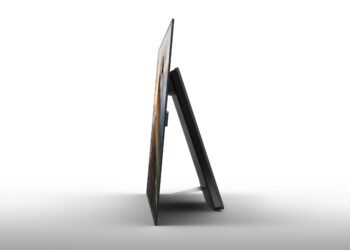 Langattomasti latautuva tabletti-läppäri Delliltä