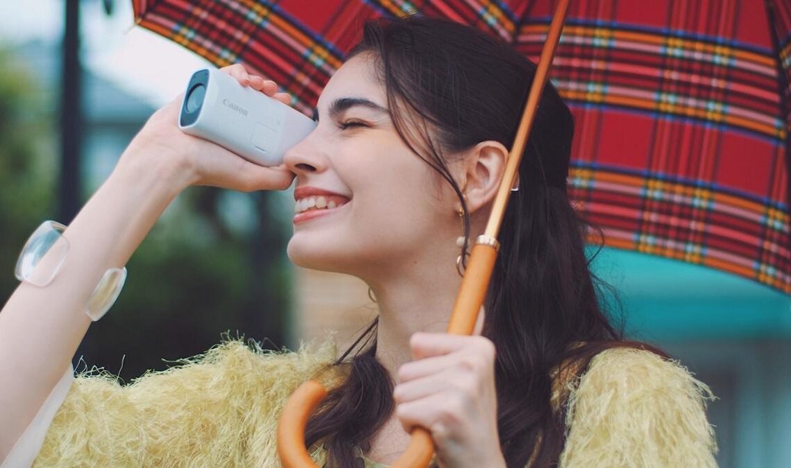 Canon PowerShot ZOOM -taskukokoinen superzoom-kamera valo- ja videokuvaukseen