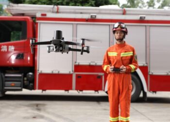 DJI Mavic 2 Enterprise Advanced – monipuolinen ammattilaistason kuvauskopteri haastaviin tehtäviin