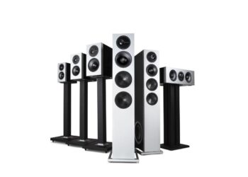 Definitive laajensi Demand-mallistoaan kahdella lattiakaiuttimella ja yhdellä keskikaiuttimella