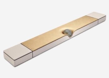 Kotiteatteri vai kotiooppera? – Devialet esitteli ökysoundbarin Pariisin oopperan hengessä