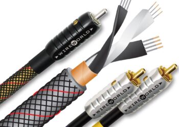 Kaapeleita kuulohavainnot edellä