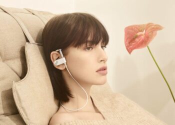 B&O julkisti ysäriretroa huokuvat korvanapit – tällä kertaa langattomana