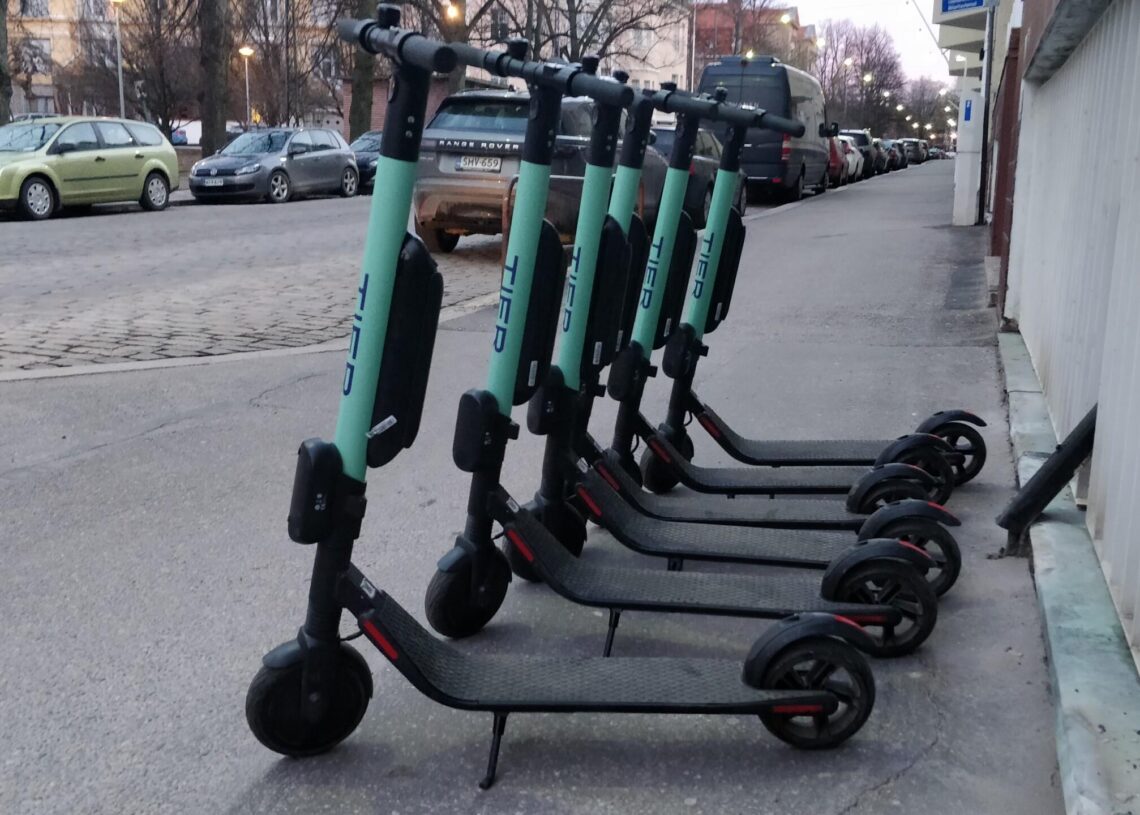 Tuhansille sähköpotkulaudoille uusi vakuutuspakko