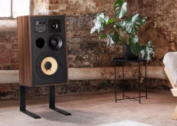 Elipsonilta uusi retrokaiutin modernilla tekniikalla