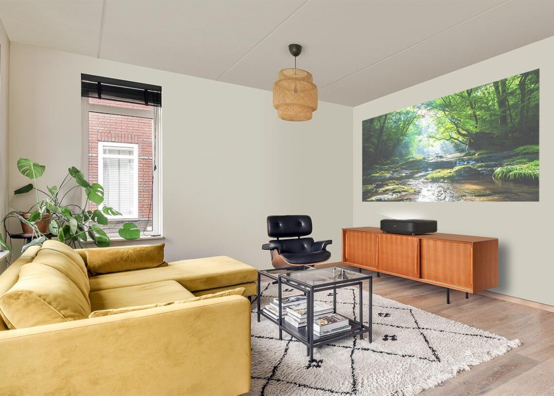 Edullinen 4K-laserprojektori huipputason ääni- ja kuvaominaisuuksilla