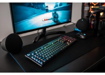 Logitech esitteli kaksi uutta pelinäppäimistöä uusilla GL-kytkimillä