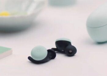 Google esitteli täyslangattomat Pixel Buds -kuulokkeet – kantamaksi luvataan jopa 90 metriä