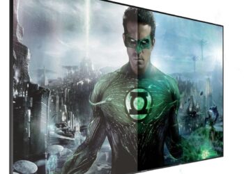 Grandview ALR Dynamique valkokangas ja ultralähiheittoprojektori – Näyttävä ja iso kuva helposti ja nyt myös valoisaan tilaan