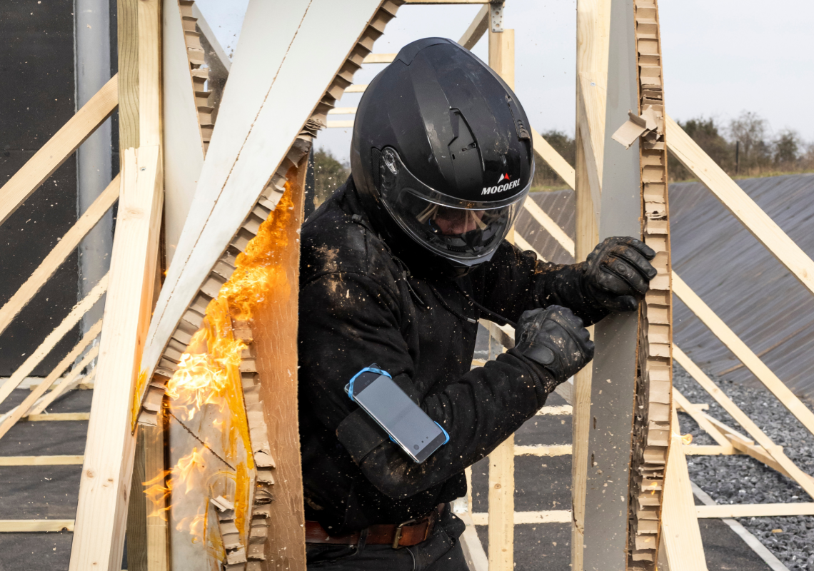 HONOR Magic7 Lite osoitti poikkeuksellista kestävyyttä Guinnessin ennätyksessä