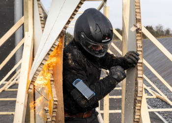 HONOR Magic7 Lite osoitti poikkeuksellista kestävyyttä Guinnessin ennätyksessä