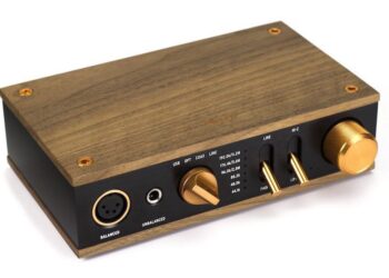 Klipschiltä korkearesoluutioinen dac/kuulokevahvistin