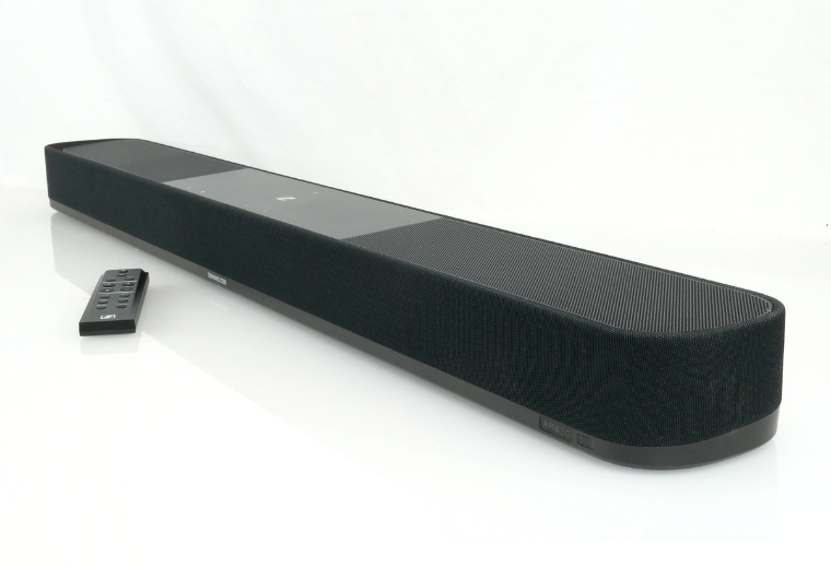 Huoneen äänellään täyttävä all-in-one-soundbar-kaiutin – Sennheiser Ambeo Soundbar Plus (SB02M)