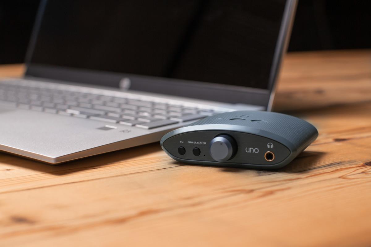 iFi Audiolta kaksi edullista kuulokevahvistin/dacia – taskuun ja työpöydälle