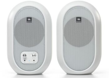 JBL Professional julkisti kompaktit One Series 104-BT -tarkkailukaiuttimet – mukana Bluetooth-yhteys