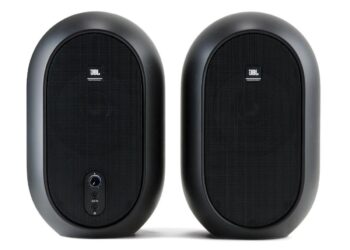 JBL esitteli edulliset ja pienet aktiivimonitorit työpöytäkäyttöön