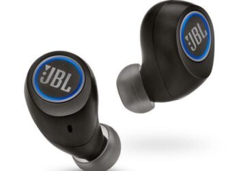 JBL:ltä täyslangattomat nappikuulokkeet