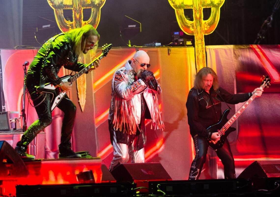 Helsingin Sanomien Levyarvio: Judas Priestin ”Invincible Shield” on kaikkea muuta kuin Parkinson-heviä