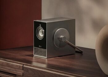LG Esittelee Kompaktin 4K-projektorin