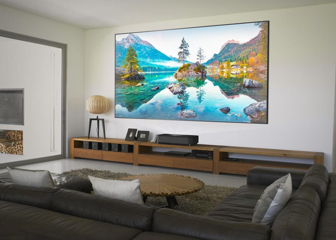 Epson esitteli kuusi uutta projektoria