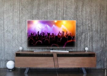 Cabasse esitteli kompaktin mutta yli kilowatin jatkuvaa tehoa tarjoavan 2.1-sarjan