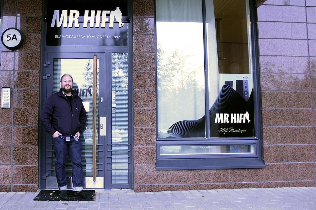 Haastattelussa MR Hifi – ”Elämysten kauppias”