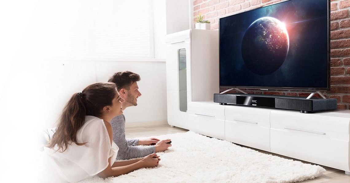 Soundbar sisäänrakennetulla subwooferilla ja Bluetooth yhteydellä