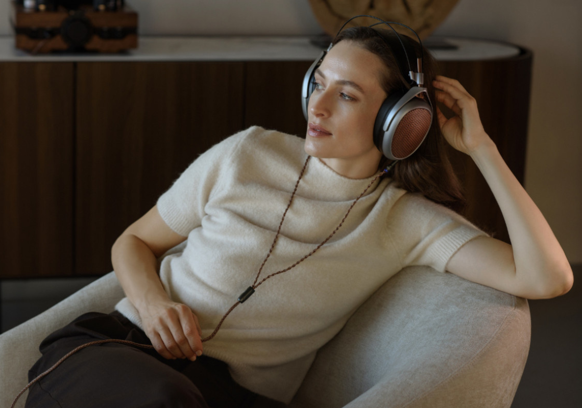 Meze Audio POET – Uusi avoin planaarikuuloke yhdistää tyylin ja huipputeknologian