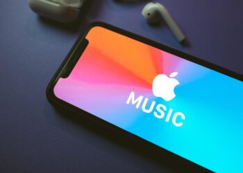 Apple kannustaa Dolby Atmos -musiikintuotantoa