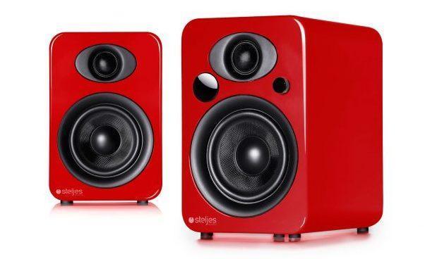 Steljesin tehokkaat NS3-työpöytäkaiuttimet sopivat moneen makuun ja tarpeeseen