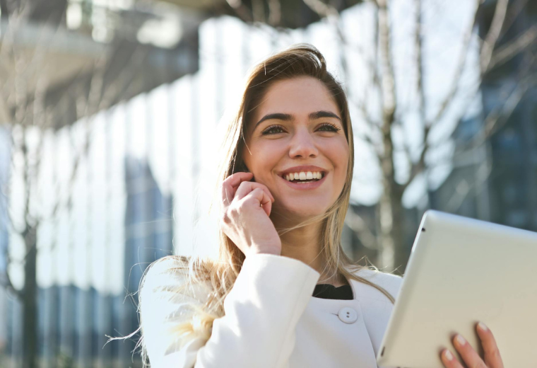 Näin teknologia voi auttaa sinua säästämään rahaa