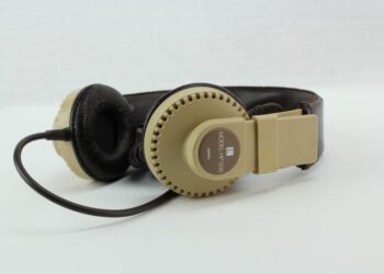 Hifin historiaa: Yamaha HP-50S Orthodynamic -kuulokkeet 40 vuoden takaa