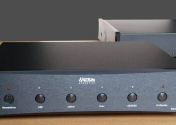 Metrumilta da-muunnin ja digiesivahvistin