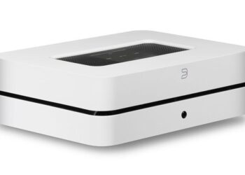 Tarkempaa TV-ääntä ja valtoimenaan verkkomusiikkia yksissä kuorissa – Bluesound Powernode 2i HDMI